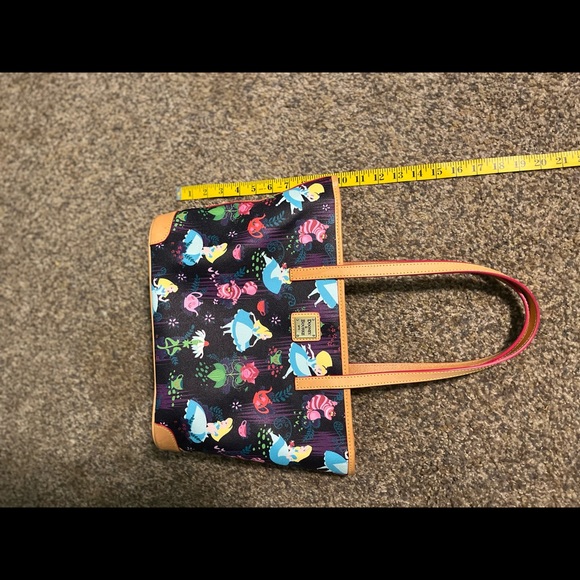 HTF.   Alice in Wonderland D & B tote - Picture 12 of 15